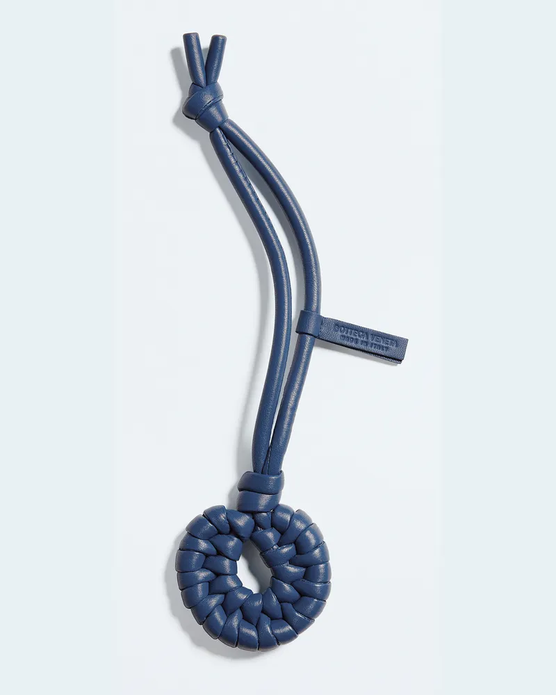 Bottega Veneta Charm Mit Geknoteter Muschel - Blau - Unisex - 100 % Lammleder Blau