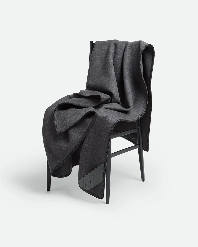 Bottega Veneta Decke Mit Intrecciato Afnäher Grey