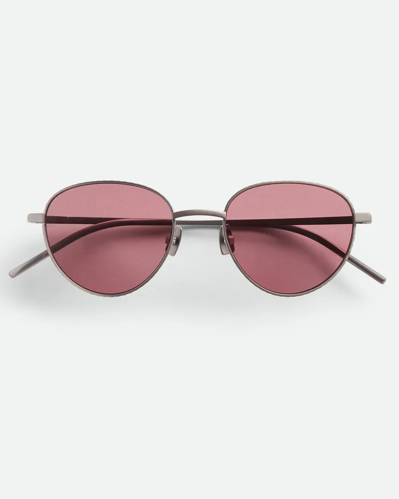 Bottega Veneta Intrecciato Panthos Sonnenbrille Ruthenium