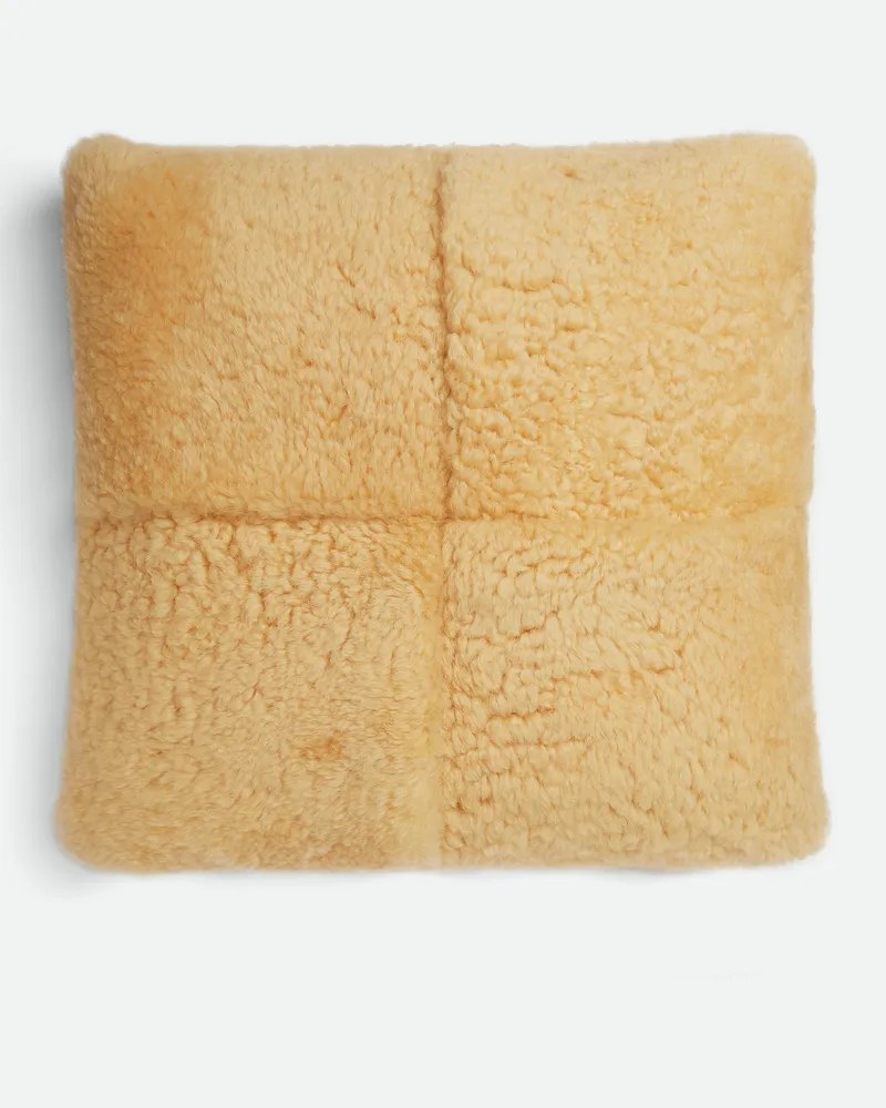 Bottega Veneta Cassette Kissen Aus Shearling - Gelb - Unisex Gelb