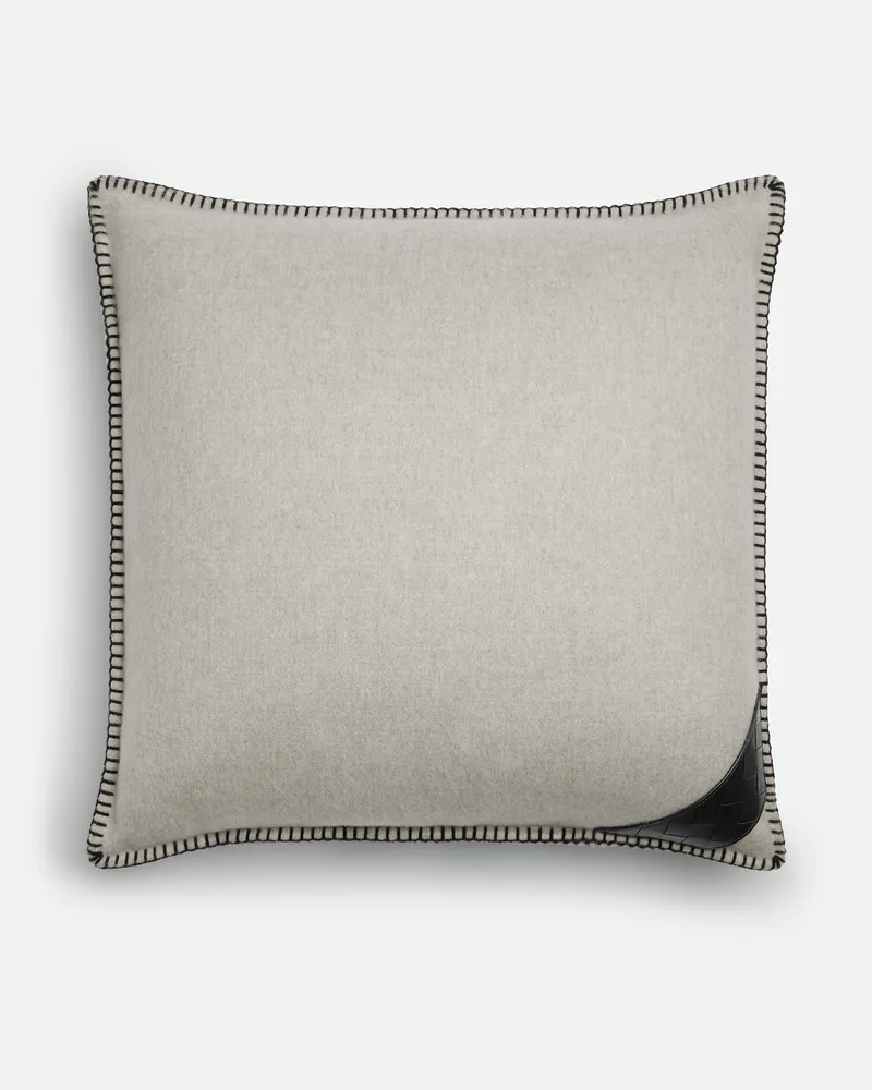 Bottega Veneta Kissen mit Intrecciato Aufnäher-Grau - Unisex Grau