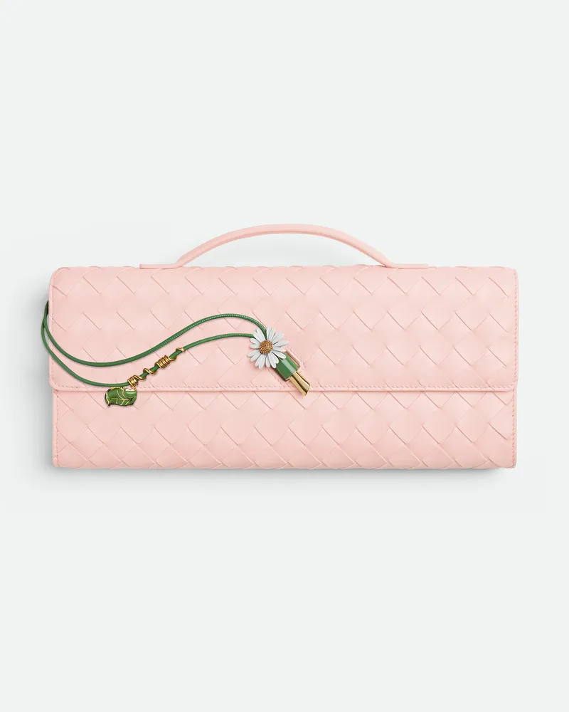 Bottega Veneta Andiamo Clutch Seashell