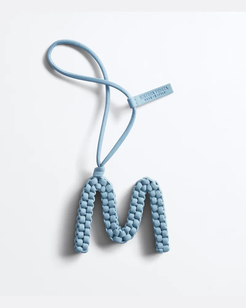 Bottega Veneta Buchstabe M-Charm-Blau - Unisex Blau