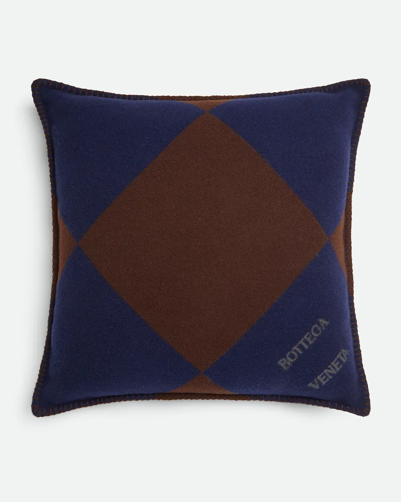 Bottega Veneta Kariertes Jacquard-kissen Abyss
