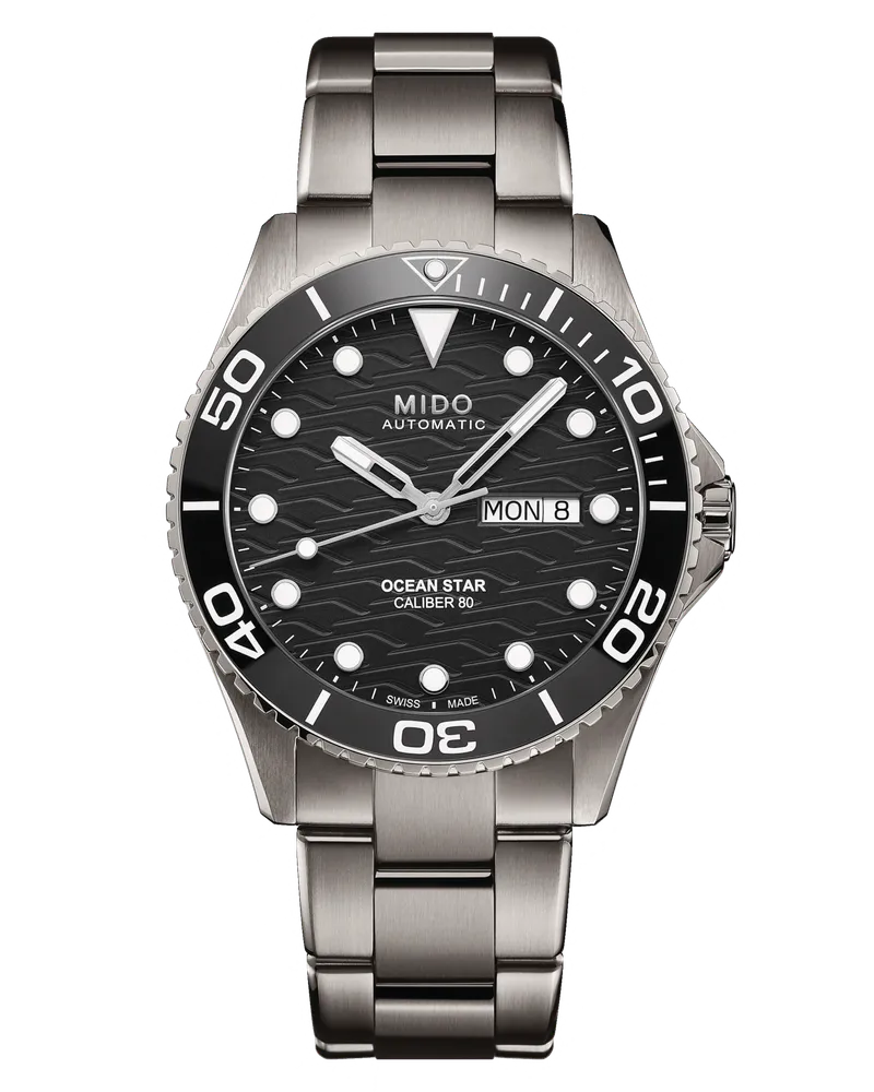 Mido OCEAN STAR Titan Herrenuhr M042.430.44.051.00 Schwarz