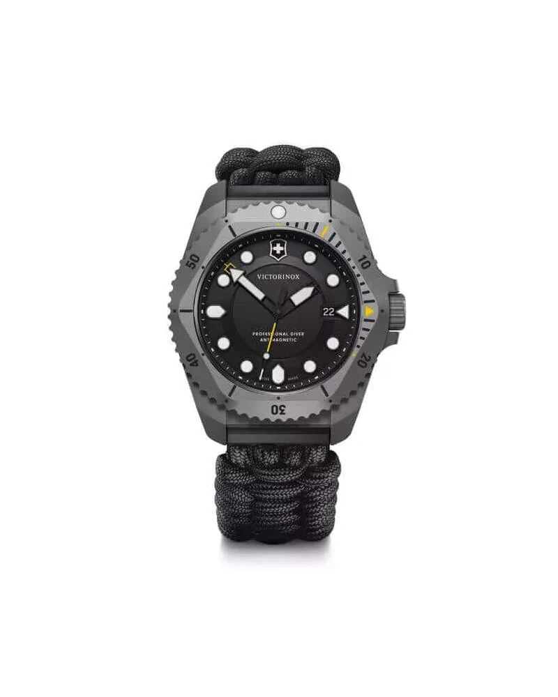 Victorinox Dive Pro Quartz Three hands Titanium Herrenuhr 241993.1 Schwarz