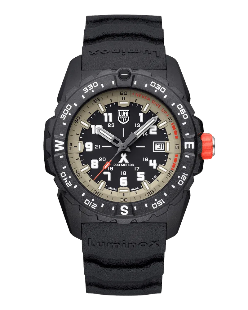 Luminox Bear Grylls Mountain Herrenuhr 