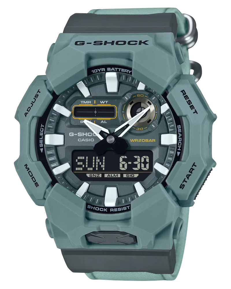 Casio Classic GA-010 Serie,  Stoffband, Quarzwerk, 51mm Herrenuhr GA-010CE-2AER 