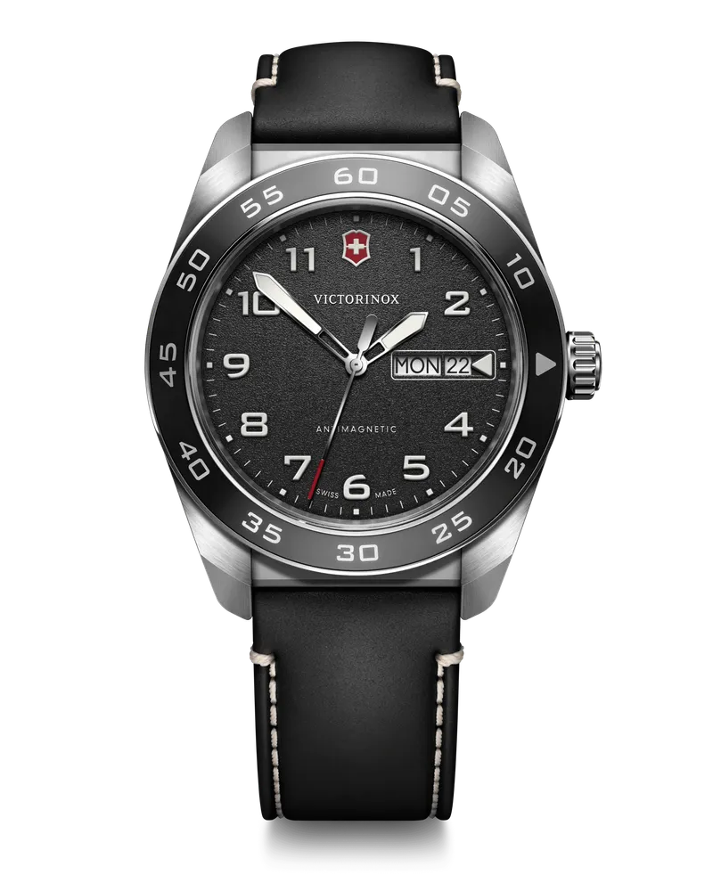 Victorinox SWISS ARMY QUARTZ Herrenuhr 242041 