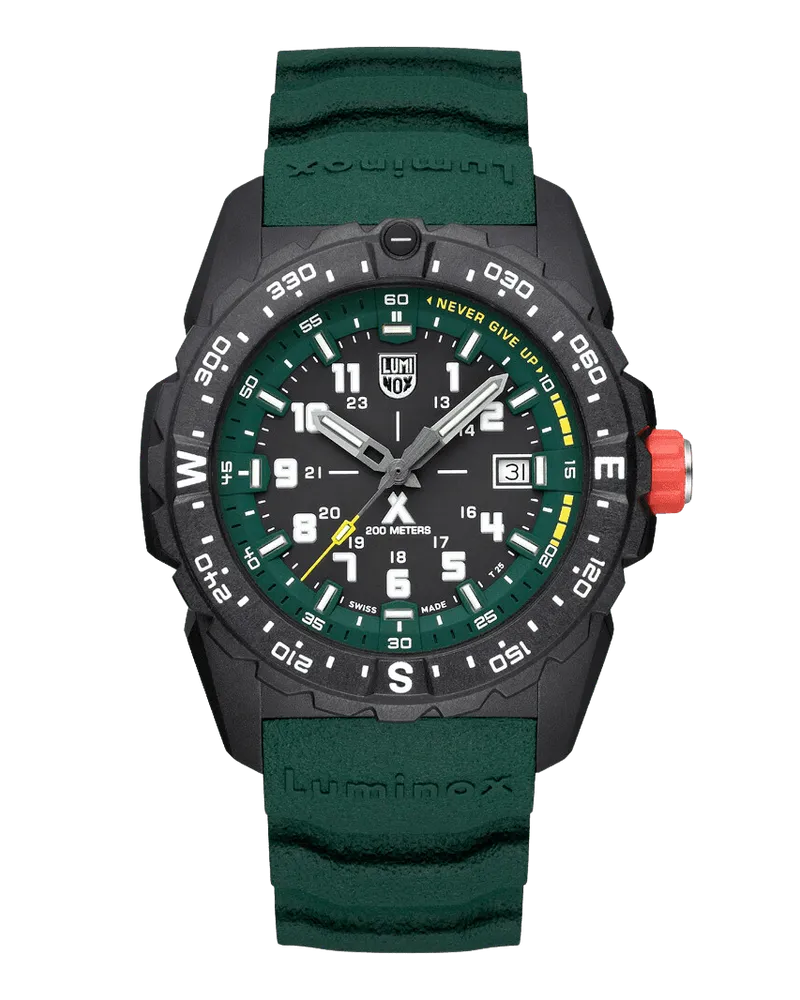 Luminox Bear Grylls Mountain Herrenuhr 