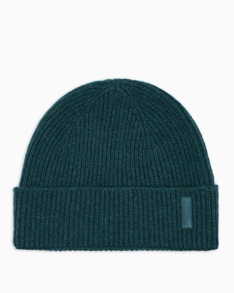 Giorgio Armani Gerippte nahtlose Beanie aus Kaschmir mit Umschlag Grün
