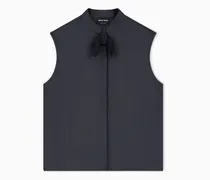 Ärmellose Seidenbluse mit Stehkragen und Knopfleiste