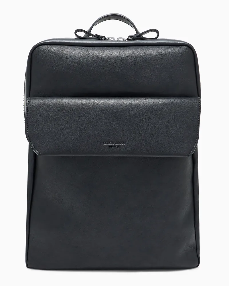 Giorgio Armani Lederrucksack mit Frontklappe und verstellbaren Trägern Schwarz