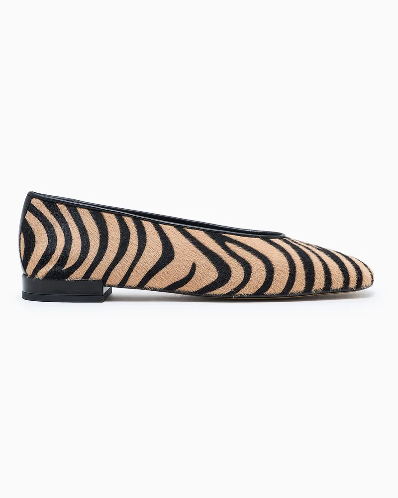 Giorgio Armani Ballerinas aus Leder in Ponyfell-Optik mit Zebra-Print Gemustert