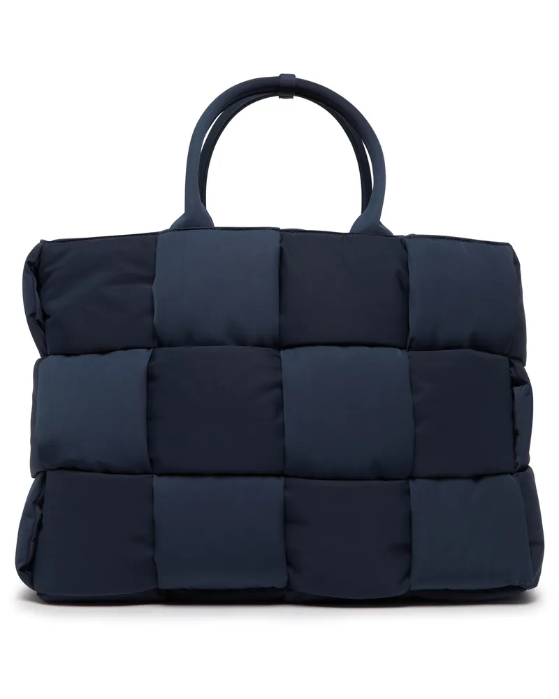Bottega Veneta Maxi Umhängetasche aus gepolstertem Nylon Cassette 