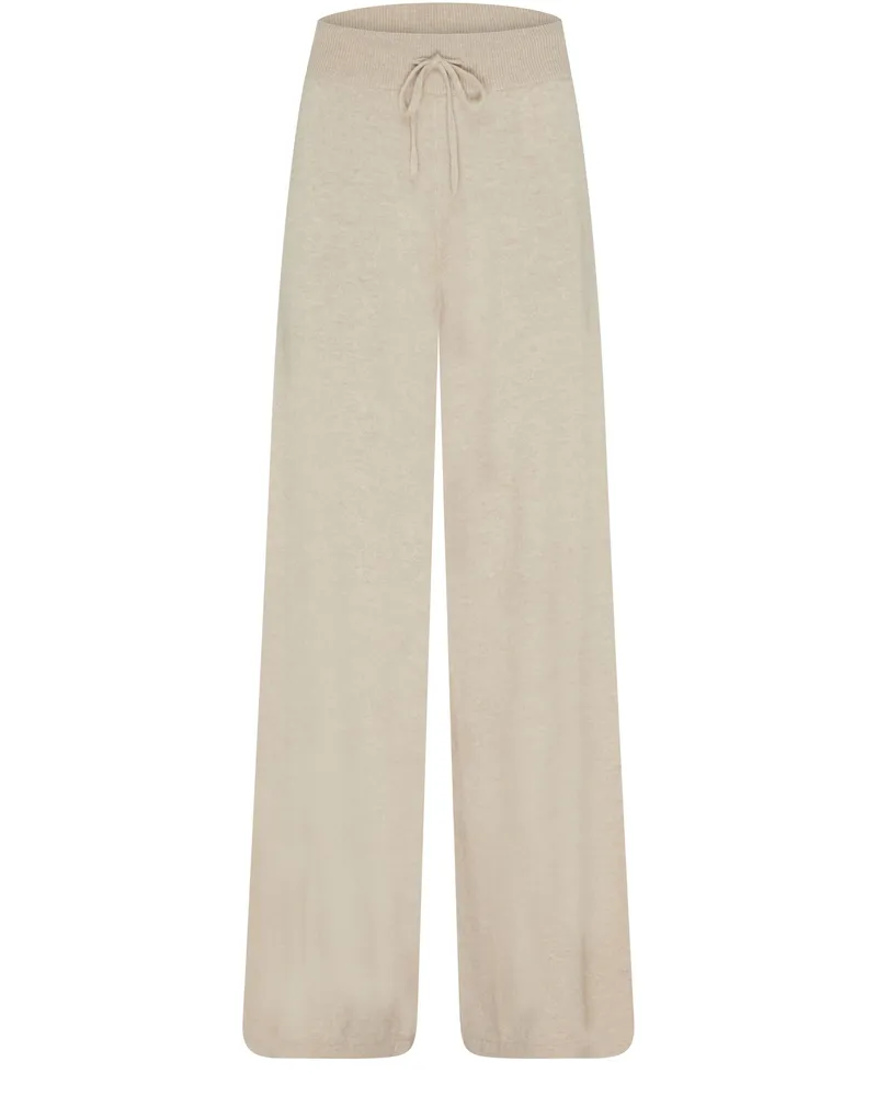 Lisa Yang Hose Sofi 