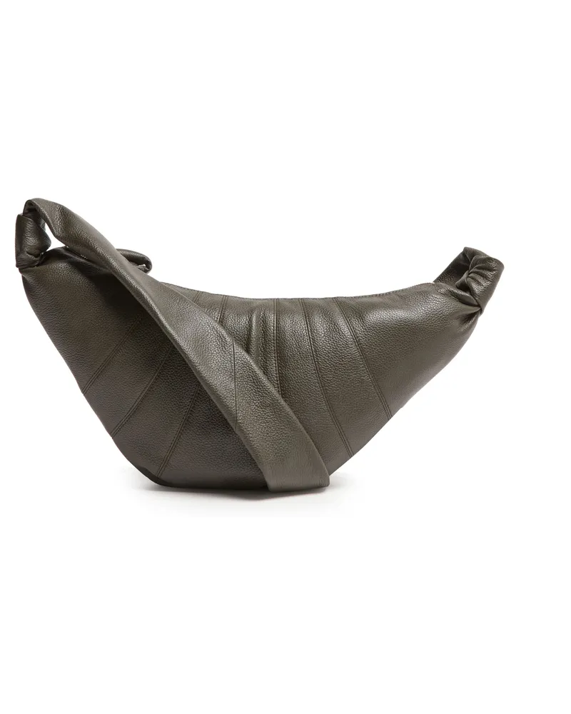 Christophe Lemaire Mittelgroße Tasche aus genarbtem Leder Croissant 