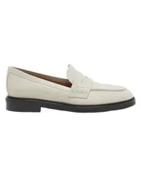 Flattered Loafer Sara White