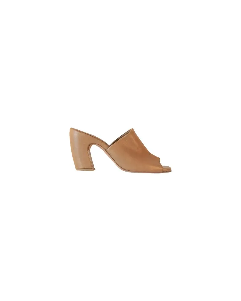 Cortana Mules Janis Beige