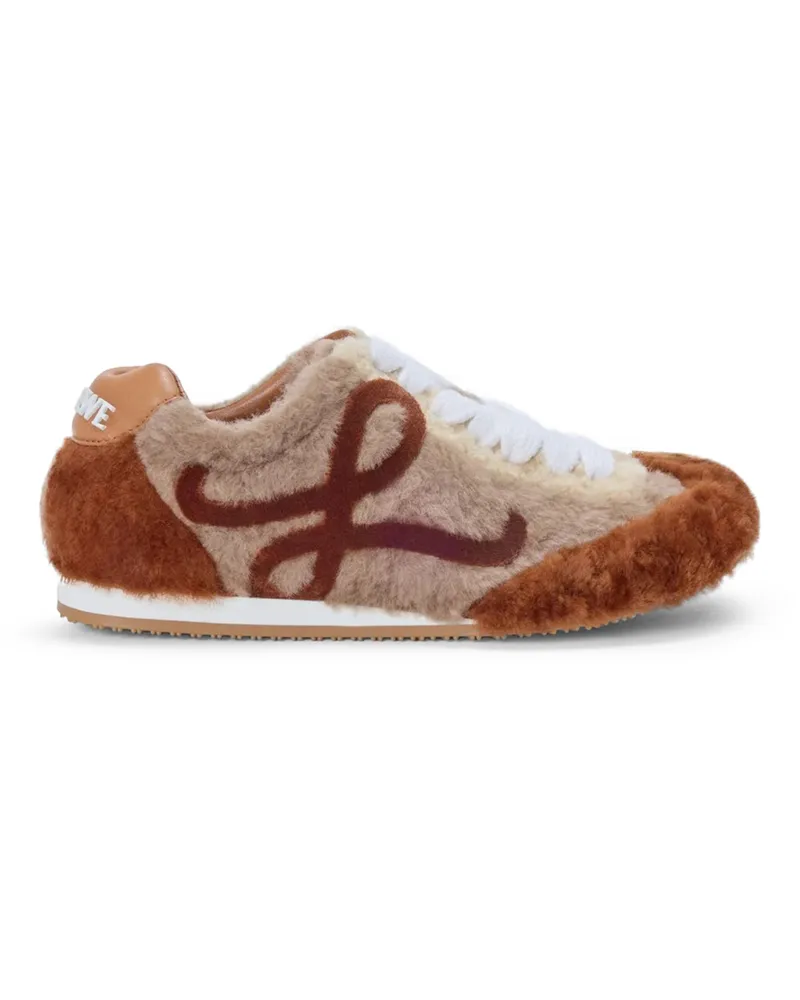 Loewe Ballet Runner 2.0 in Lammfell 