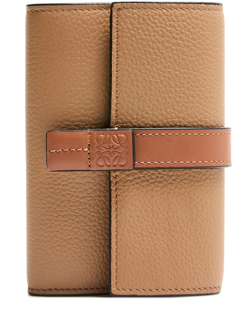 Loewe Kleines vertikales Portemonnaie aus weichem Kalbsleder Beige