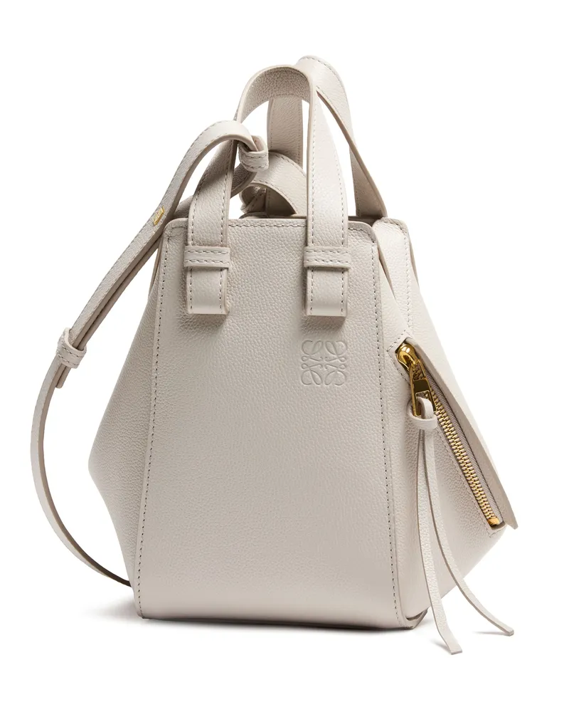 Loewe Tasche Compact Hammock aus Kalbsleder 