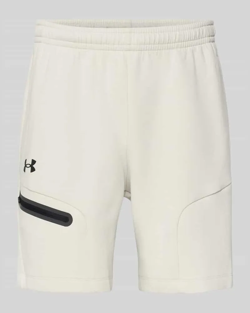 Under Armour Relaxed Fit Sweatshorts mit Logo-Print Modell 'Unstoppable 