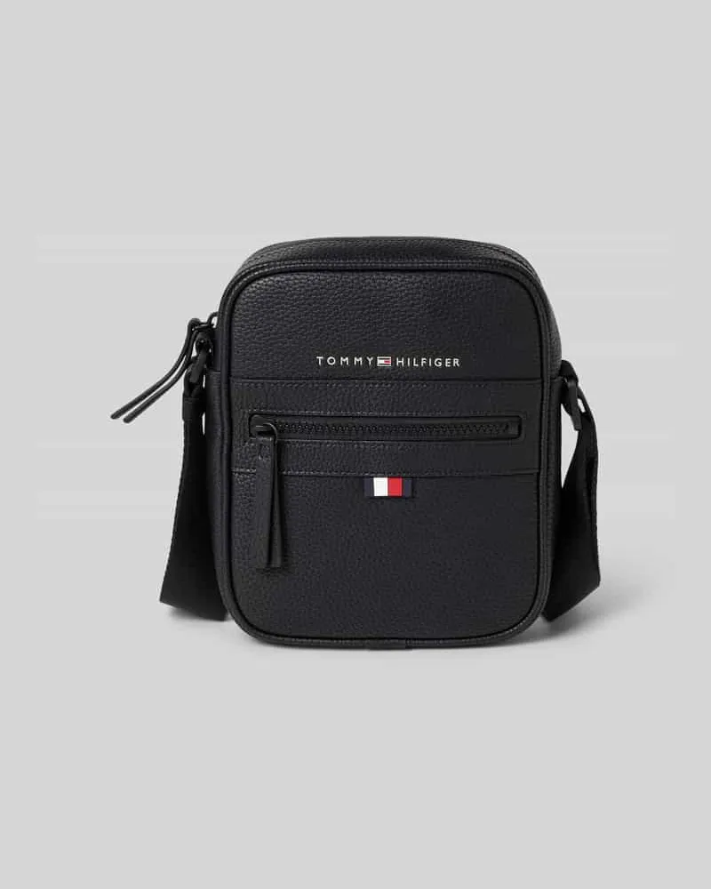 Tommy Hilfiger Crossbody Bag mit Label-Print Black