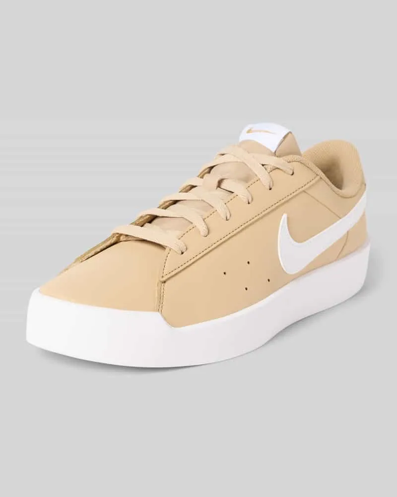 Nike Sneaker mit Label-Detail Weiss