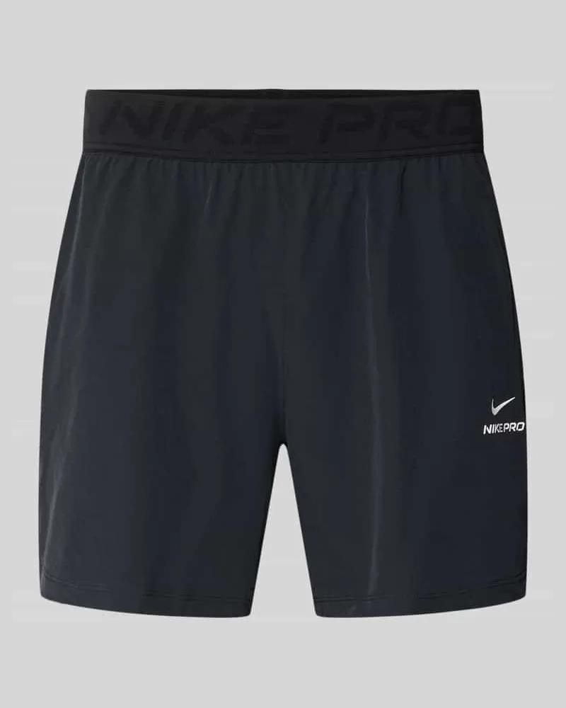 Nike Shorts mit Logo und elastischem Bund Black