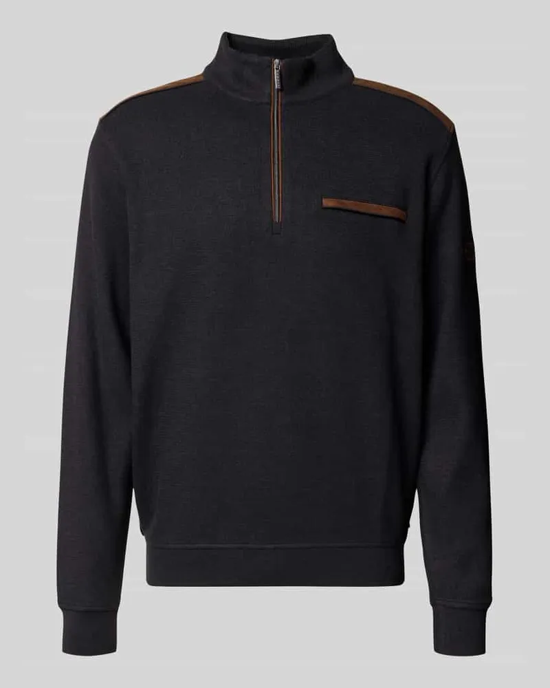 Bugatti Sweatshirt mit Label-Detail 