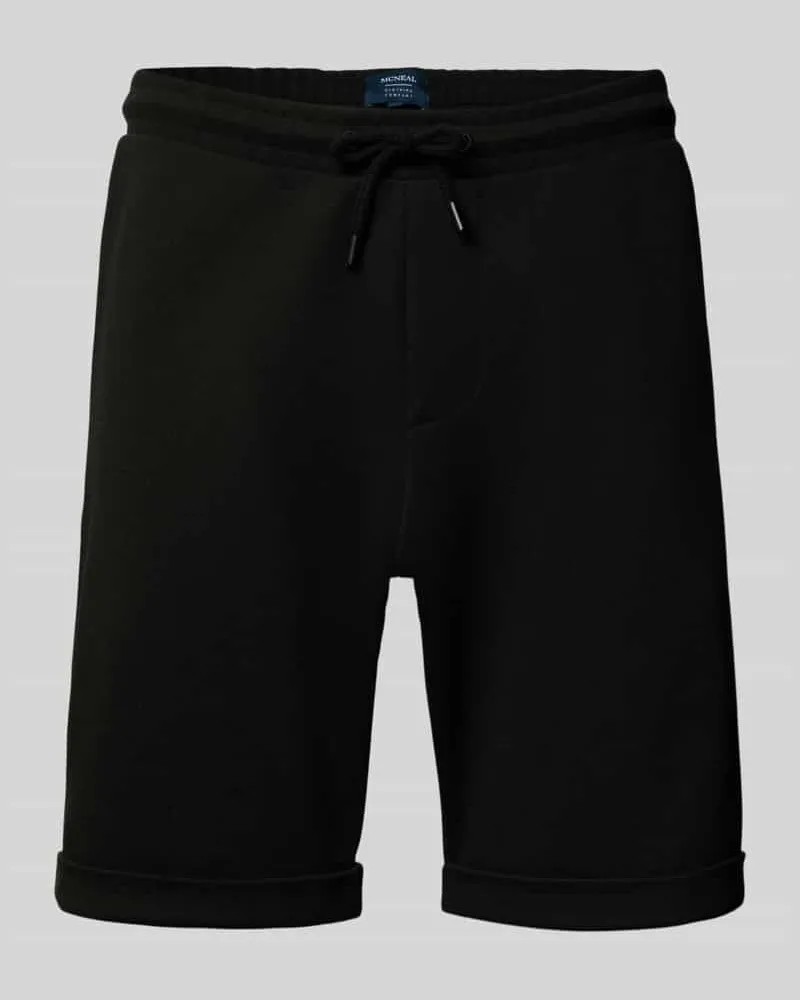 McNeal Shorts mit elastischem Bund und Gesäßtasche Black