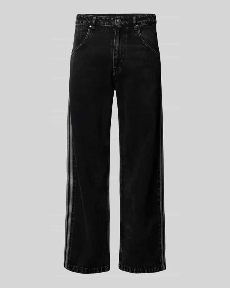 adidas Jeans mit Eingrifftaschen 