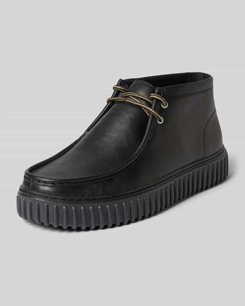 Clarks Boots aus Leder Modell 'Torhill Black