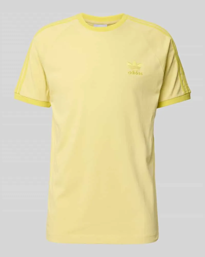 adidas T-Shirt mit Rundhalsausschnitt und Logo-Stitching Hellgelb