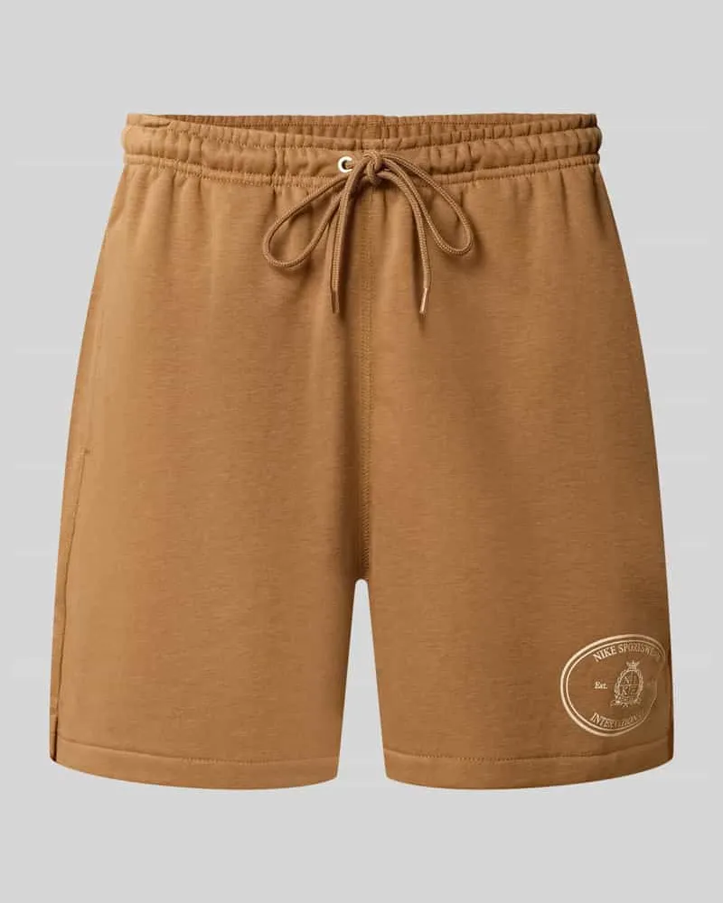 Nike Regular Fit Sweatshorts aus Baumwoll-Mix Sand