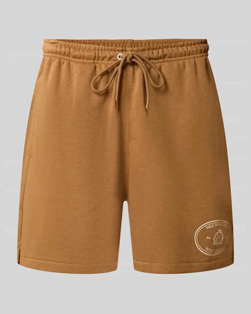 Nike Regular Fit Sweatshorts aus Baumwoll-Mix Sand