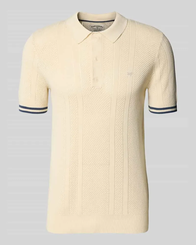 Superdry. Slim Fit Poloshirt mit Strukturmuster und Knopfleiste Beige