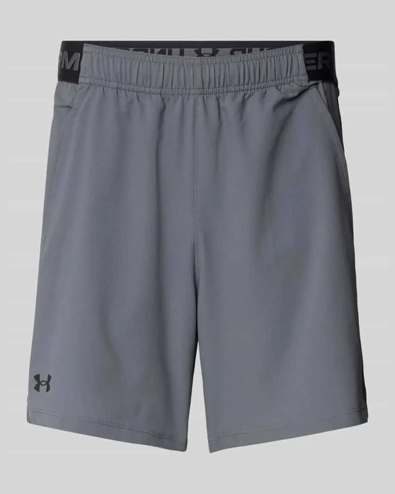 Under Armour Regular Fit Shorts mit Label-Print 
