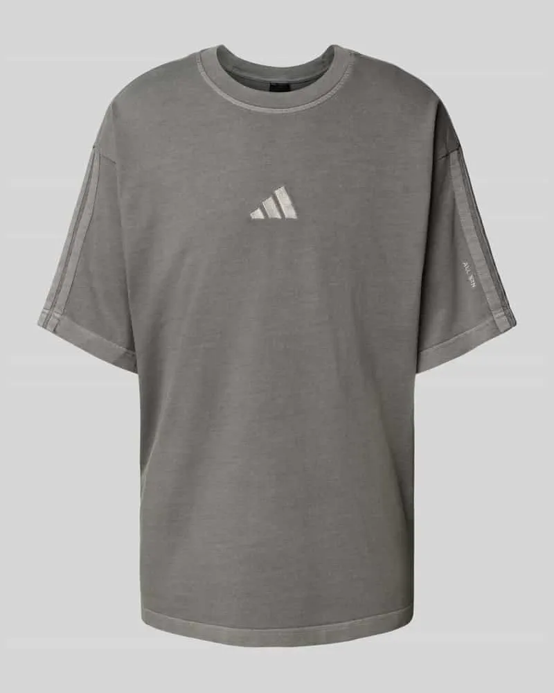 adidas Relaxed Fit T-Shirt mit Logo-Stitching 