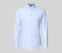 Slim Fit Business-Hemd mit Kentkragen