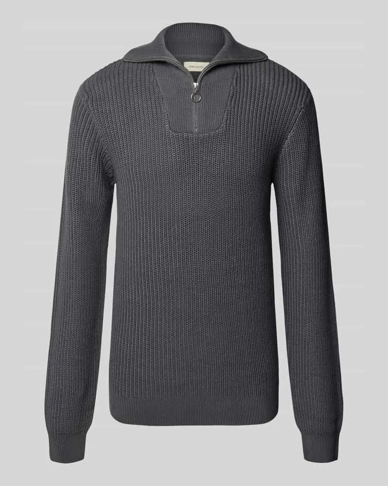 Blend Troyer mit Label-Detail Modell 'DENO 