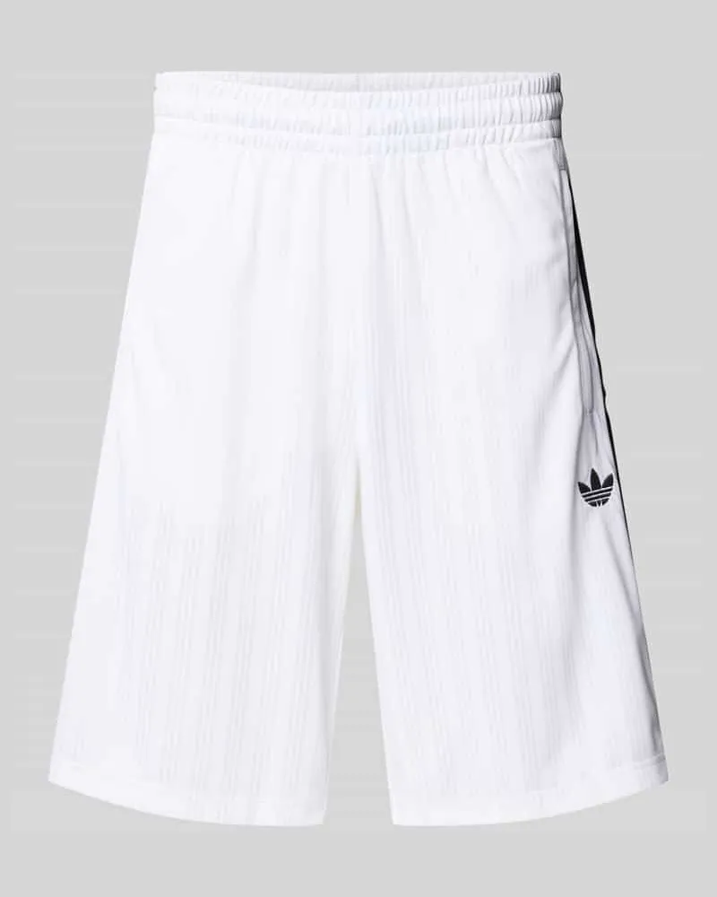 adidas Shorts mit Label-Stitching und Eingrifftaschen 