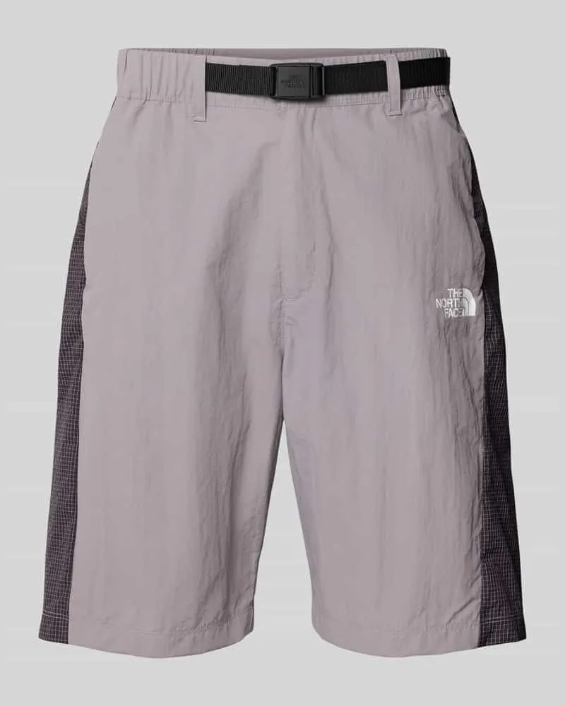 The North Face Shorts mit Logo und Gürtel Hellgrau