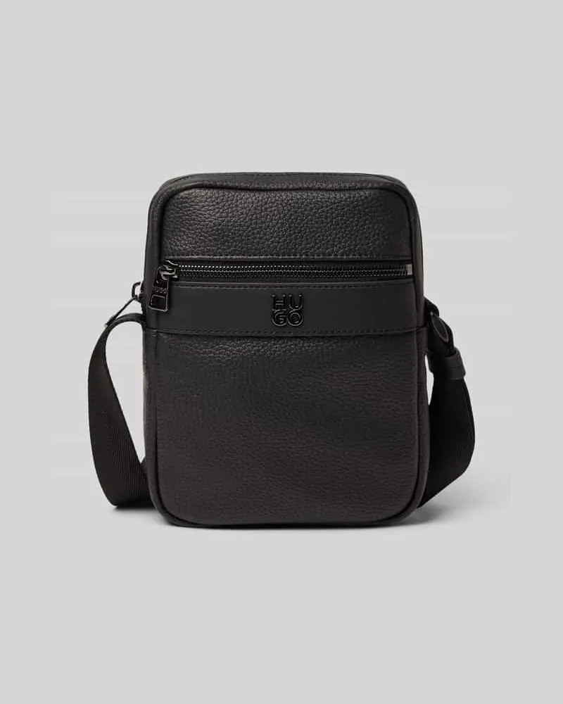 HUGO BOSS Handtasche mit Label-Applikation Modell 'Quantic 