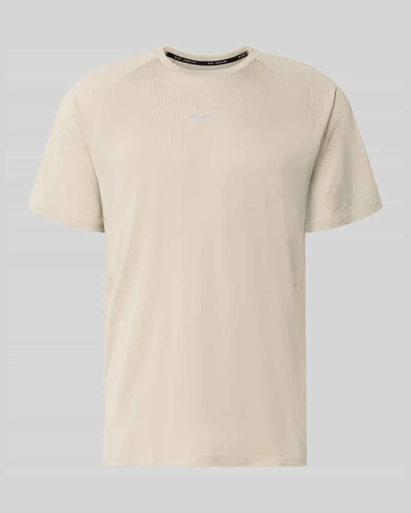 Nike Regular Fit T-Shirt mit Aero-FIT-Technologie Modell 'STRIDE Mittelgrau
