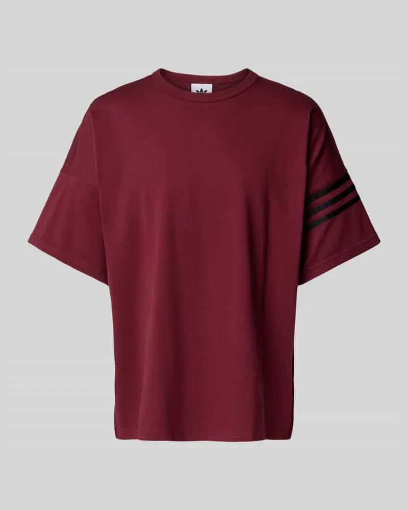 adidas T-Shirt mit geripptem Rundhalsausschnitt 