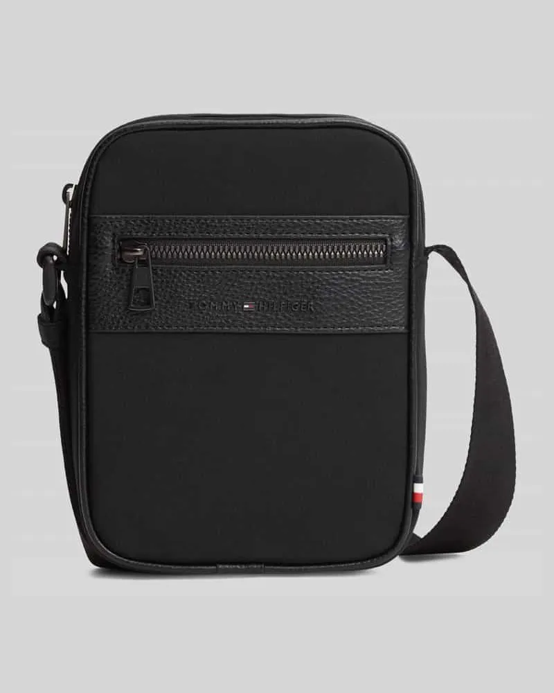 Tommy Hilfiger Umhängetasche mit Reißverschluss und Logo-Detail Black