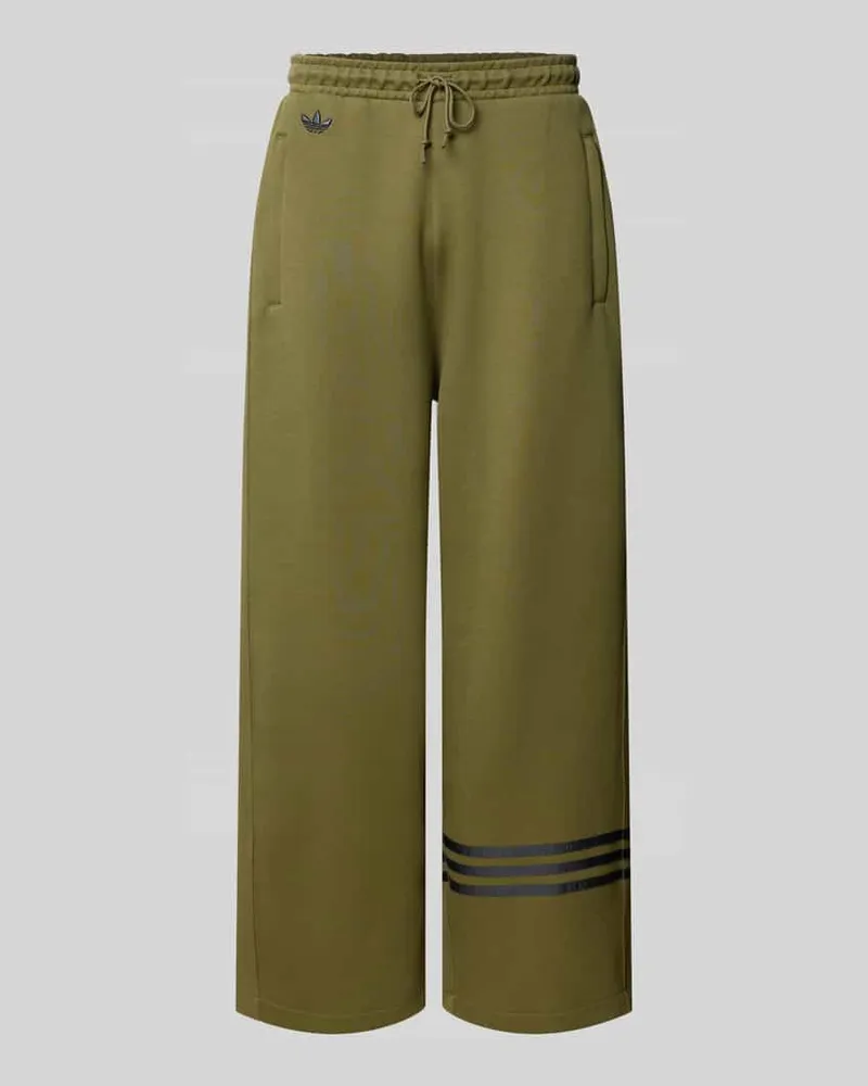 adidas Wide Fit Sweatpants mit Logo-Applikation Modell 'LO 