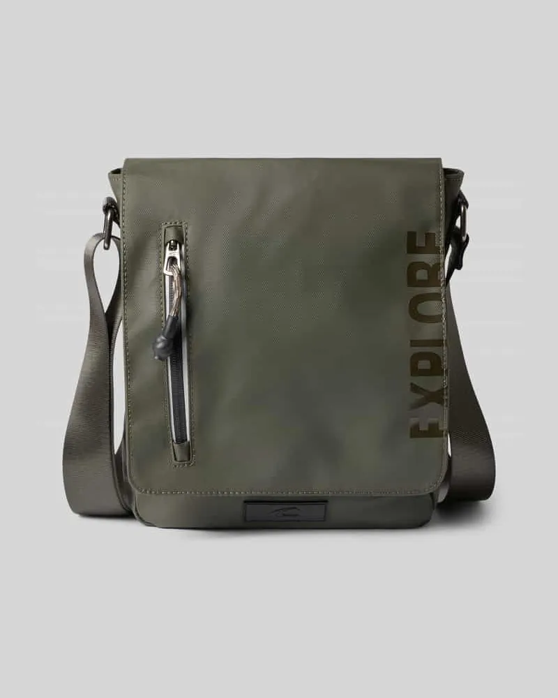 Camel Active Schultertasche mit Statement-Print Modell 'EXPLORE Khaki
